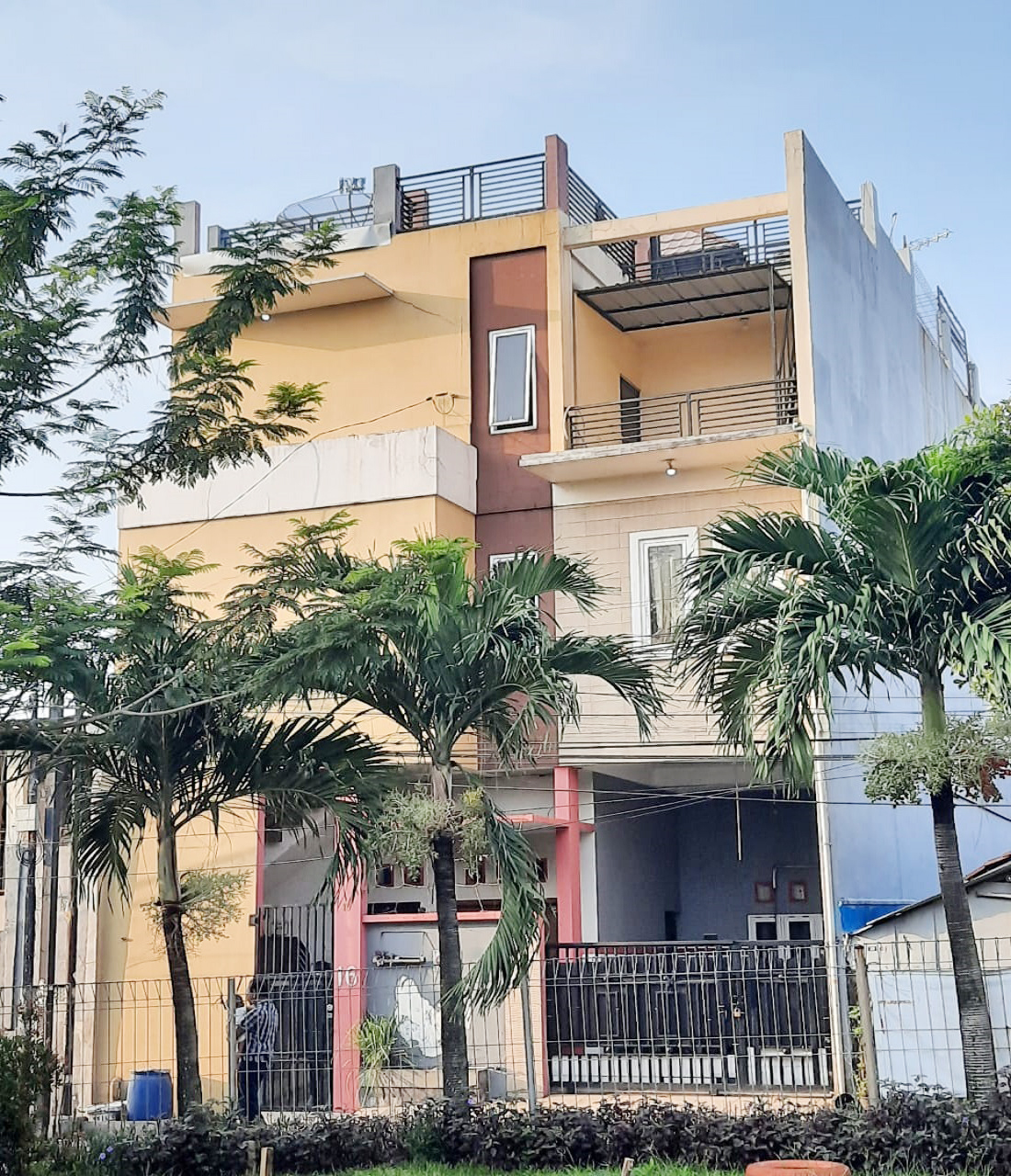 Kost Dekat Mall Kota Kasablanka, Mall Ambasador, Kuningan City, Kedutaan Besar Australia, Kementerian Kesehatan RI, RSUD Tebet